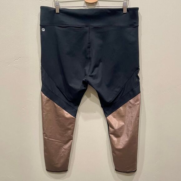 Fabletics Mesh Powerhold Leggings Black/Copper Plus Size: 2X - Picture 2 of 10